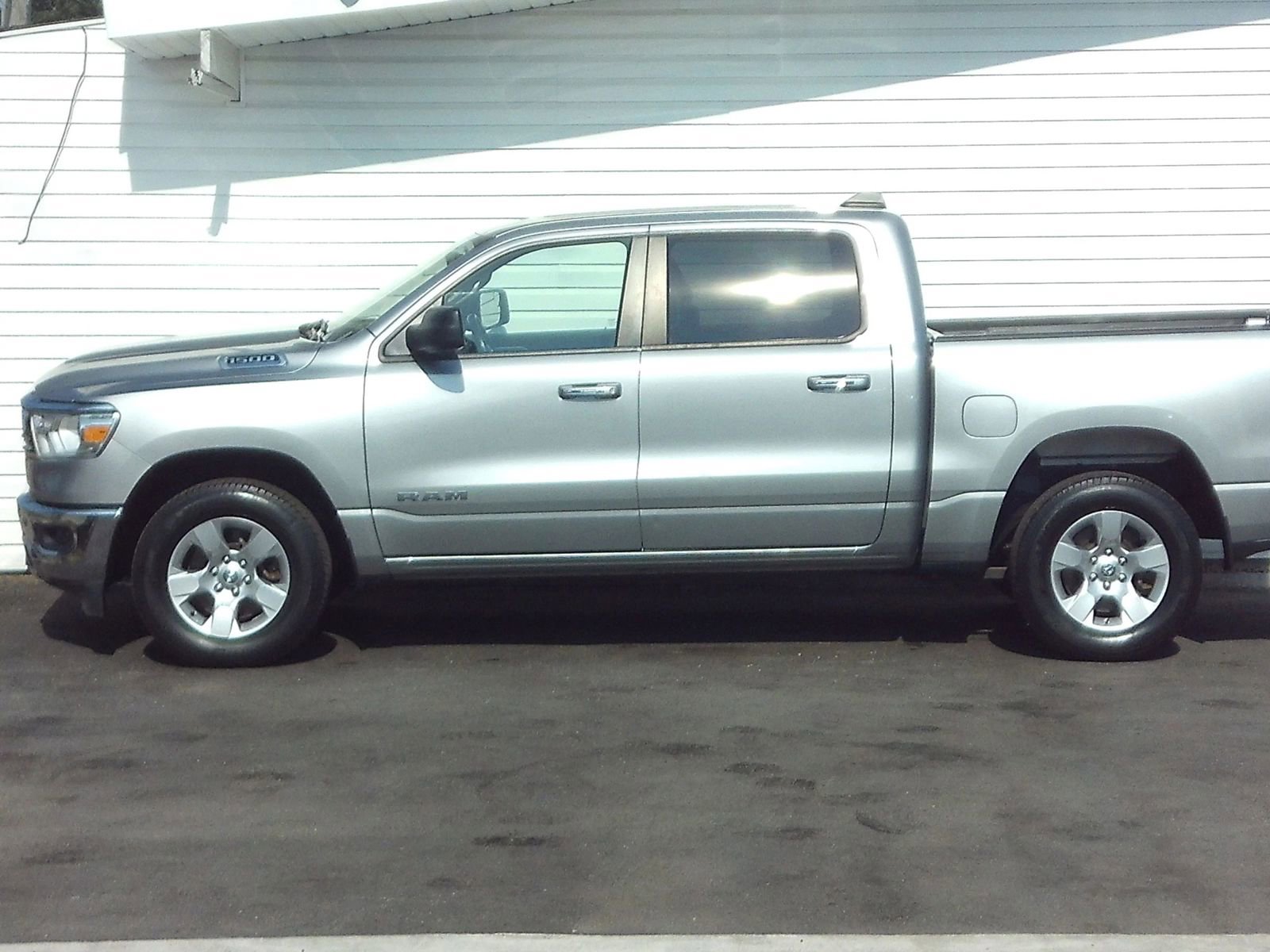 Used 2019 RAM 1500 Big Horn AWD/4WD image 2