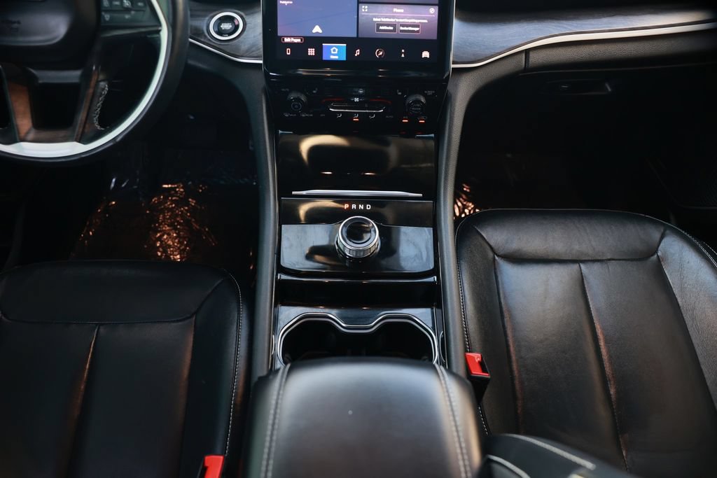 Used 2021 Jeep Grand Cherokee L Limited RWD image 31