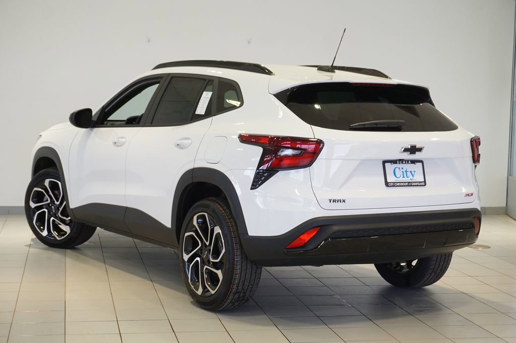 New 2026 Chevrolet Trax RS image 8