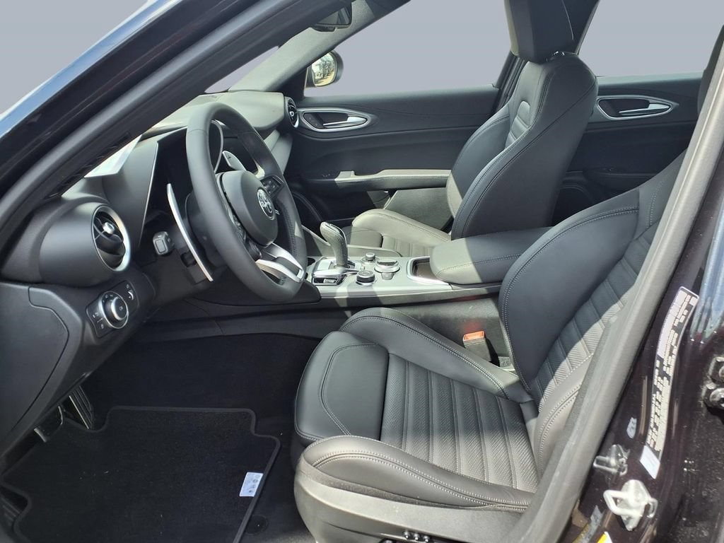 New 2026 Alfa Romeo Giulia w/ Driving Assist Package RWD image 10