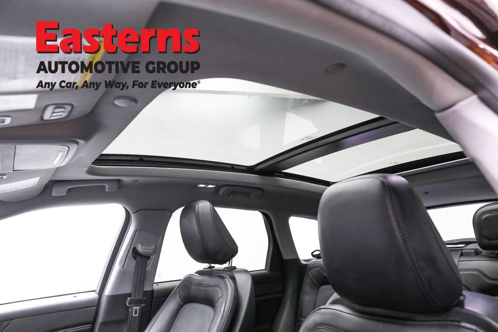 Used 2021 Lincoln Corsair Standard w/ Premium Package image 36