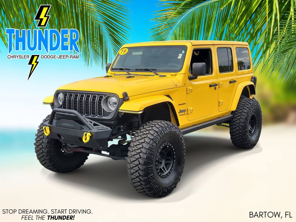 Used 2019 Jeep Wrangler Unlimited Sahara AWD/4WD image 2