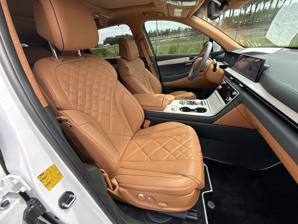 Used 2025 Genesis GV80 3.5T Prestige image 16