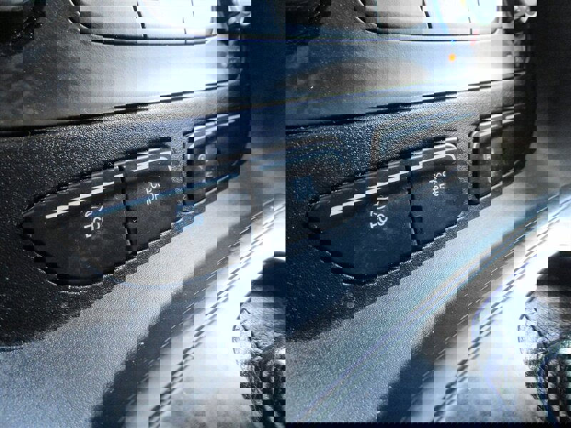 Used 2020 Ford Transit Connect XL image 31