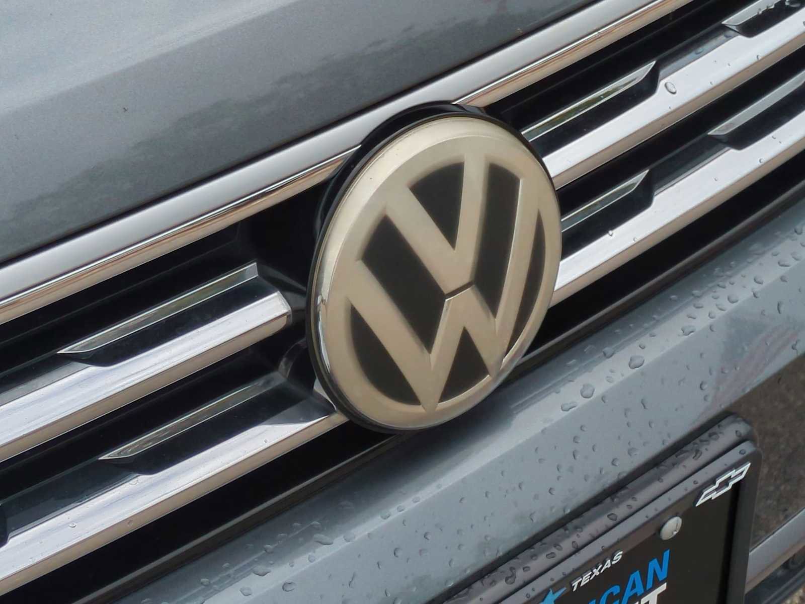 Used 2019 Volkswagen Tiguan SEL Premium AWD/4WD image 32