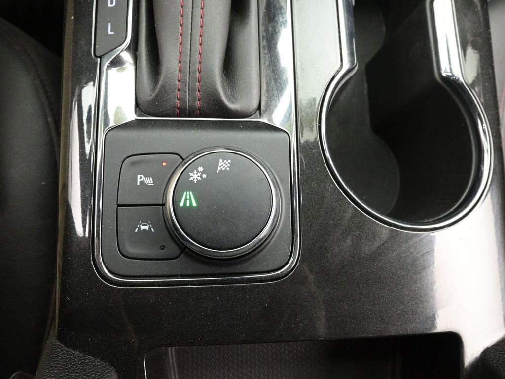 Used 2019 Chevrolet Blazer RS image 24