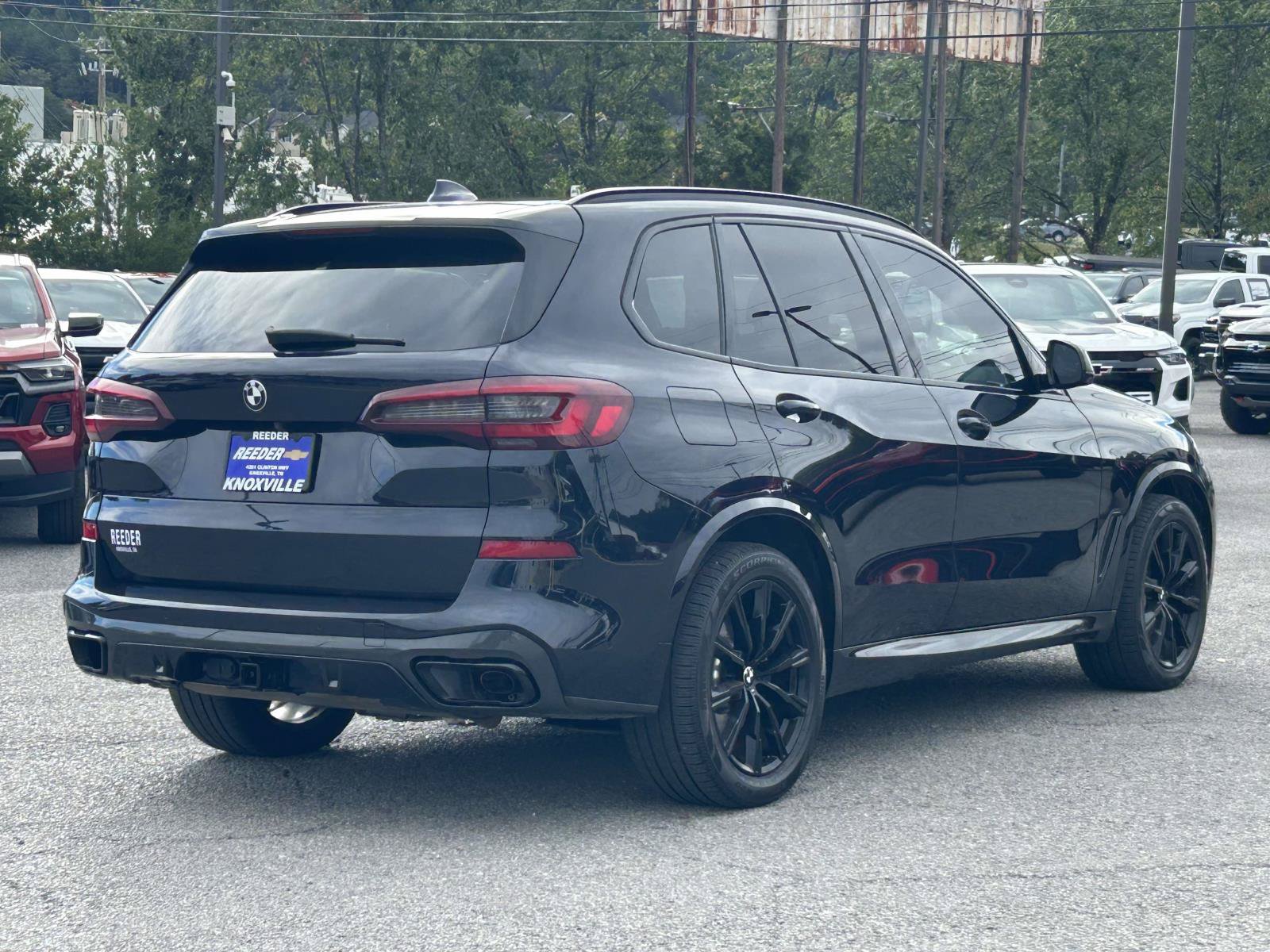 Used 2022 BMW X5 xDrive45e w/ M Sport Package AWD/4WD image 7