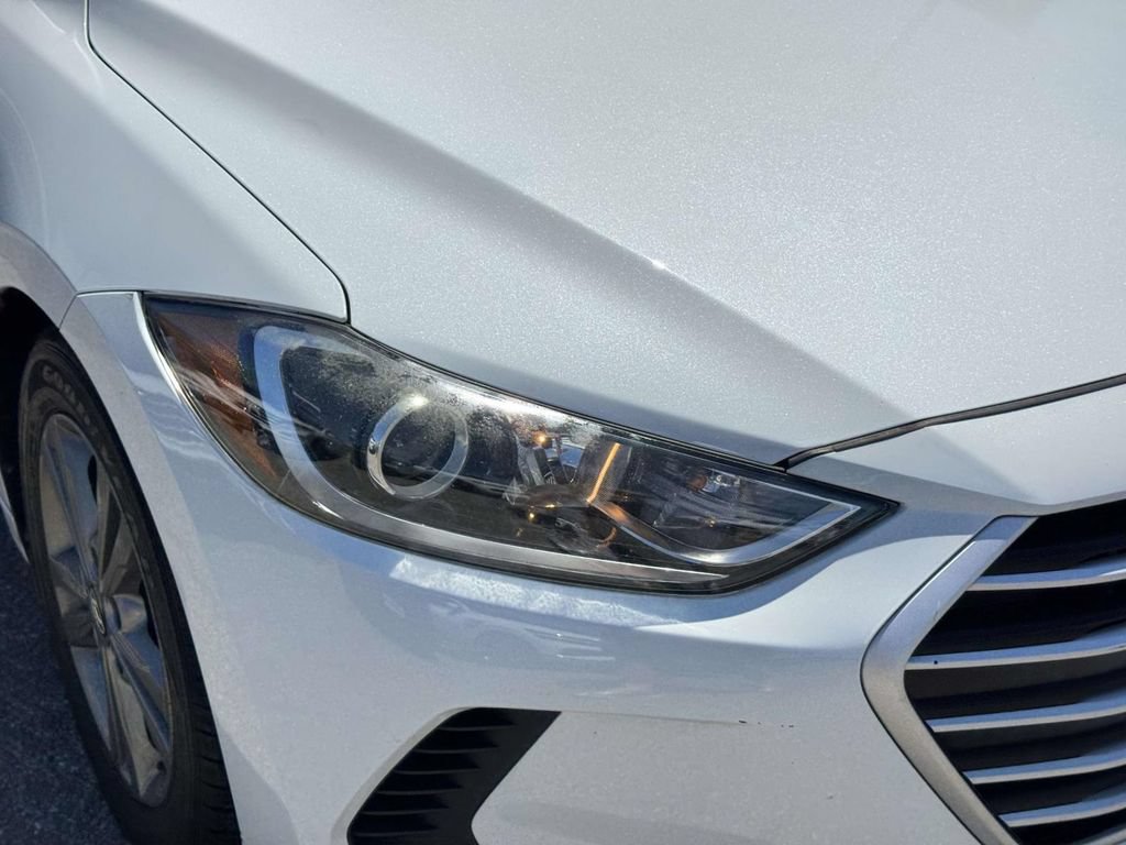 Used 2017 Hyundai Elantra SE FWD image 10