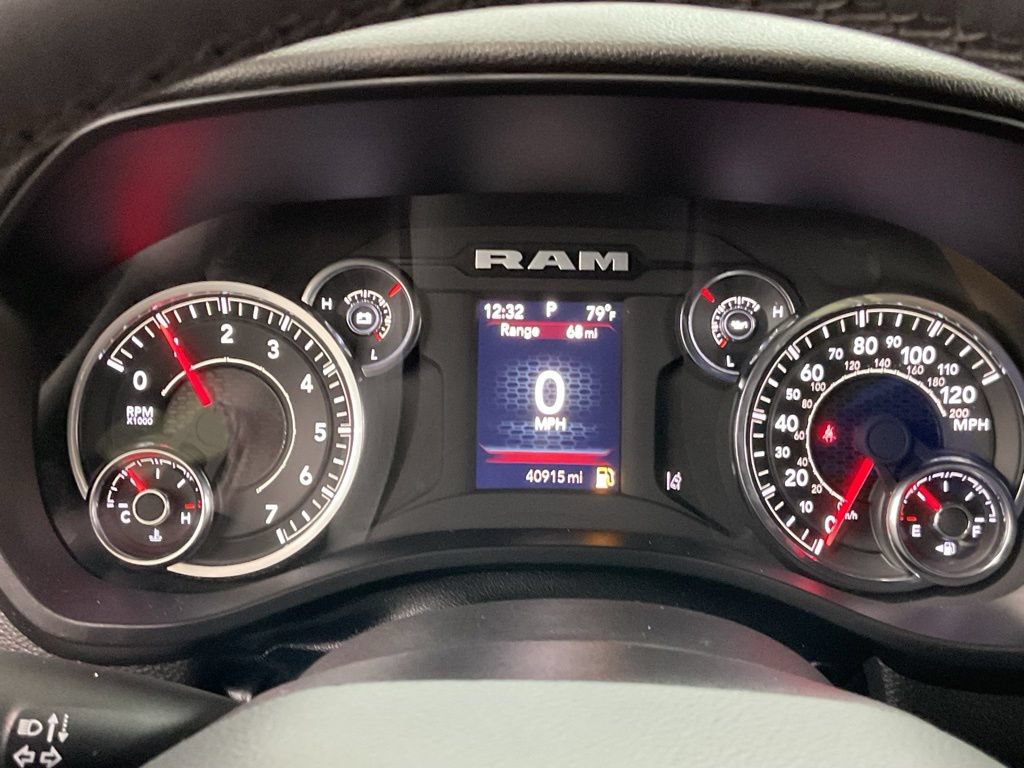 Used 2025 RAM 1500 Big Horn AWD/4WD image 12