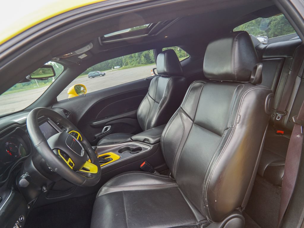 Used 2018 Dodge Challenger SXT Plus RWD image 12