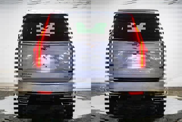 Used 2021 Cadillac Escalade Premium Luxury image 3