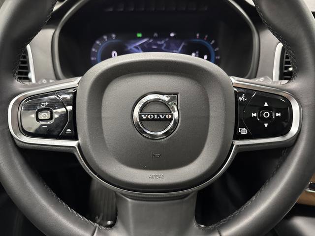 Used 2024 Volvo XC90 B5 Plus image 17