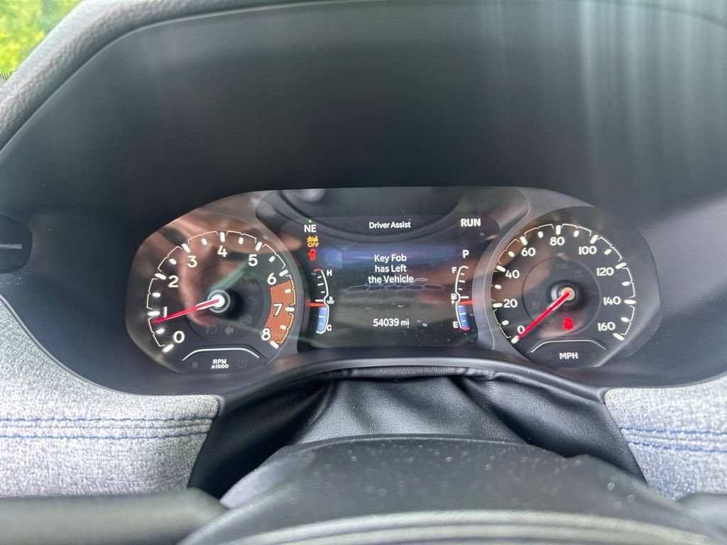 Used 2024 Jeep Compass Latitude AWD/4WD image 21