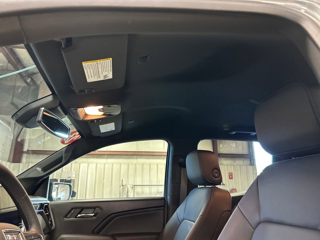 Used 2023 GMC Canyon Elevation w/ Elevation Premium Package AWD/4WD image 13