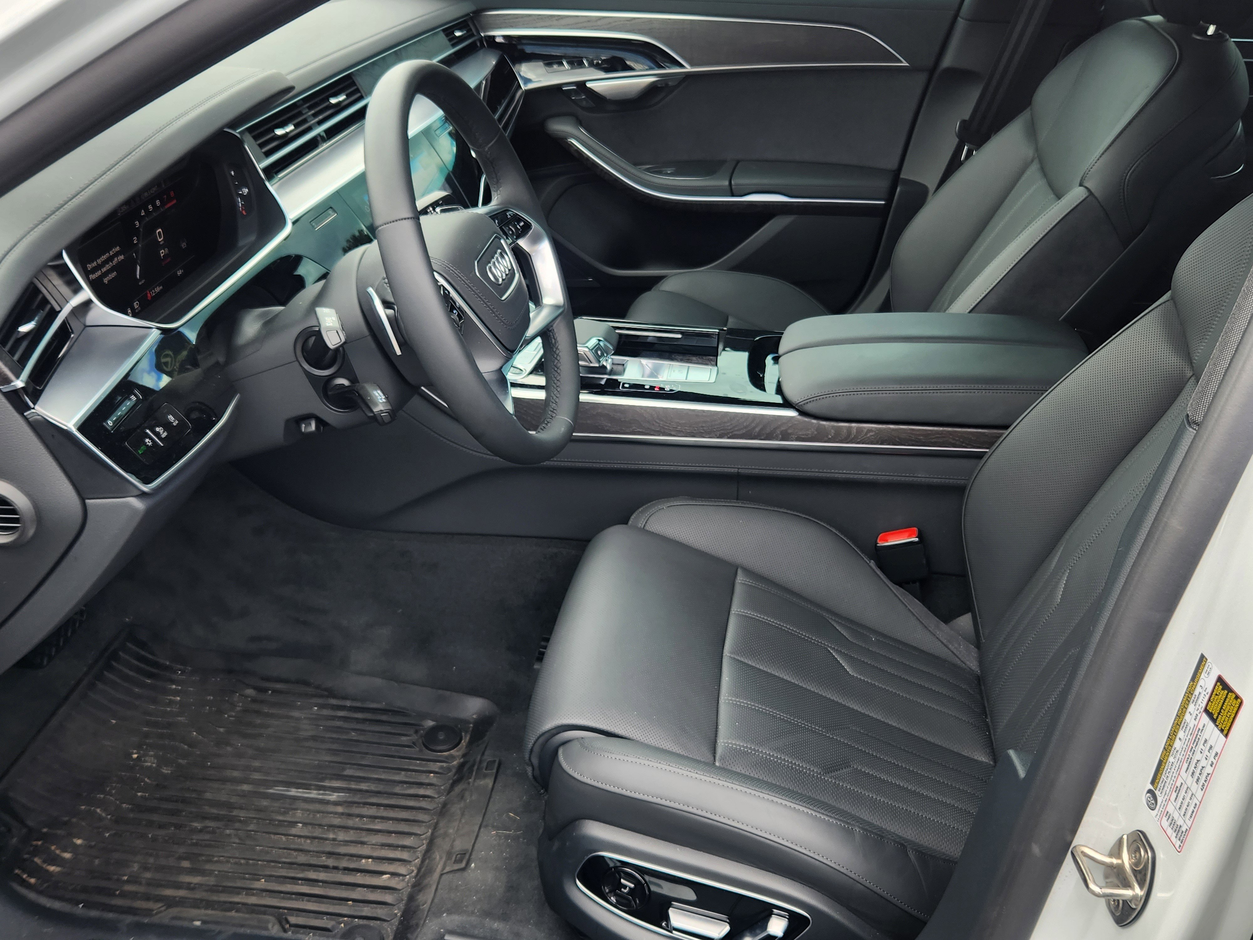 Used 2025 Audi A8 L 3.0T image 12