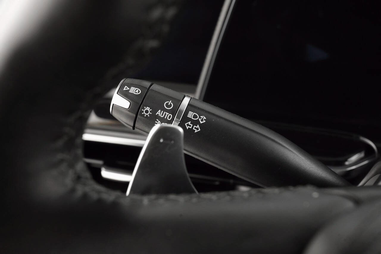 Used 2023 Cadillac Escalade V image 38