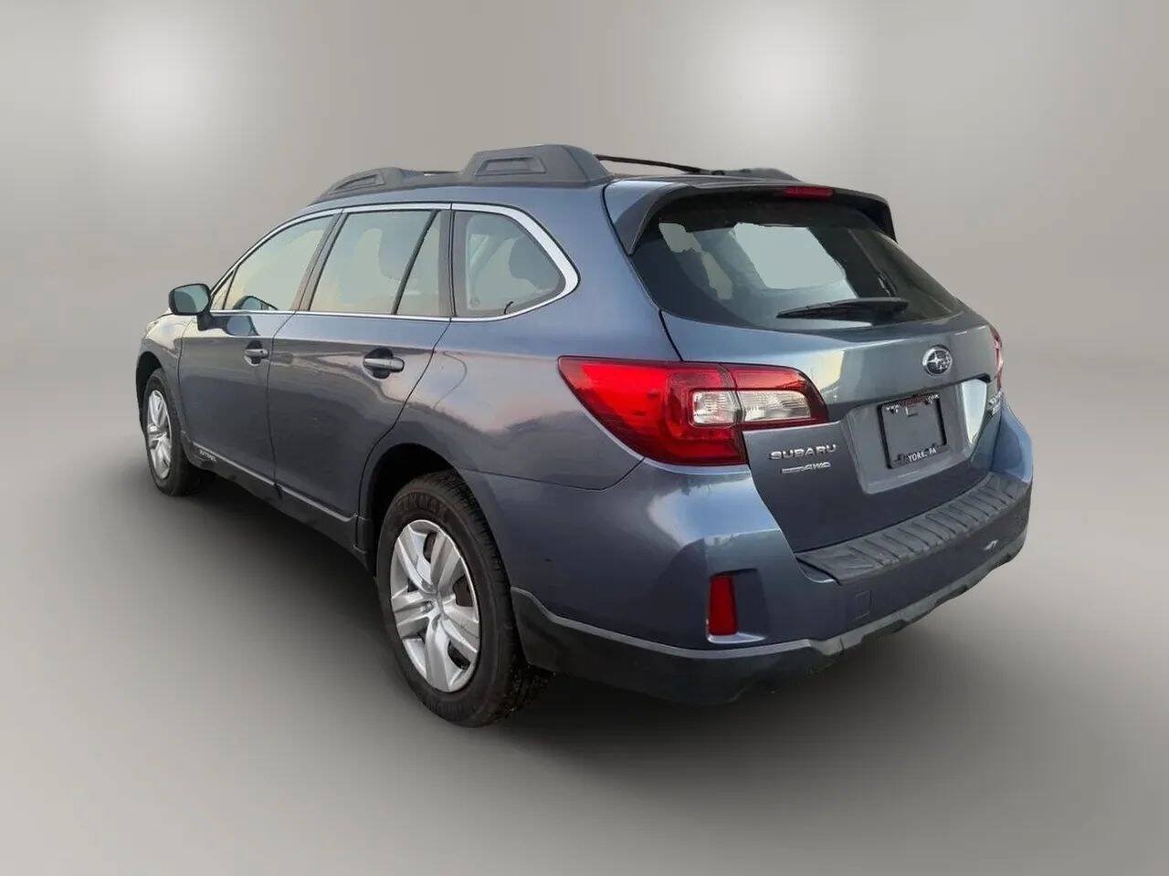 Used 2015 Subaru Outback 2.5i AWD/4WD image 4