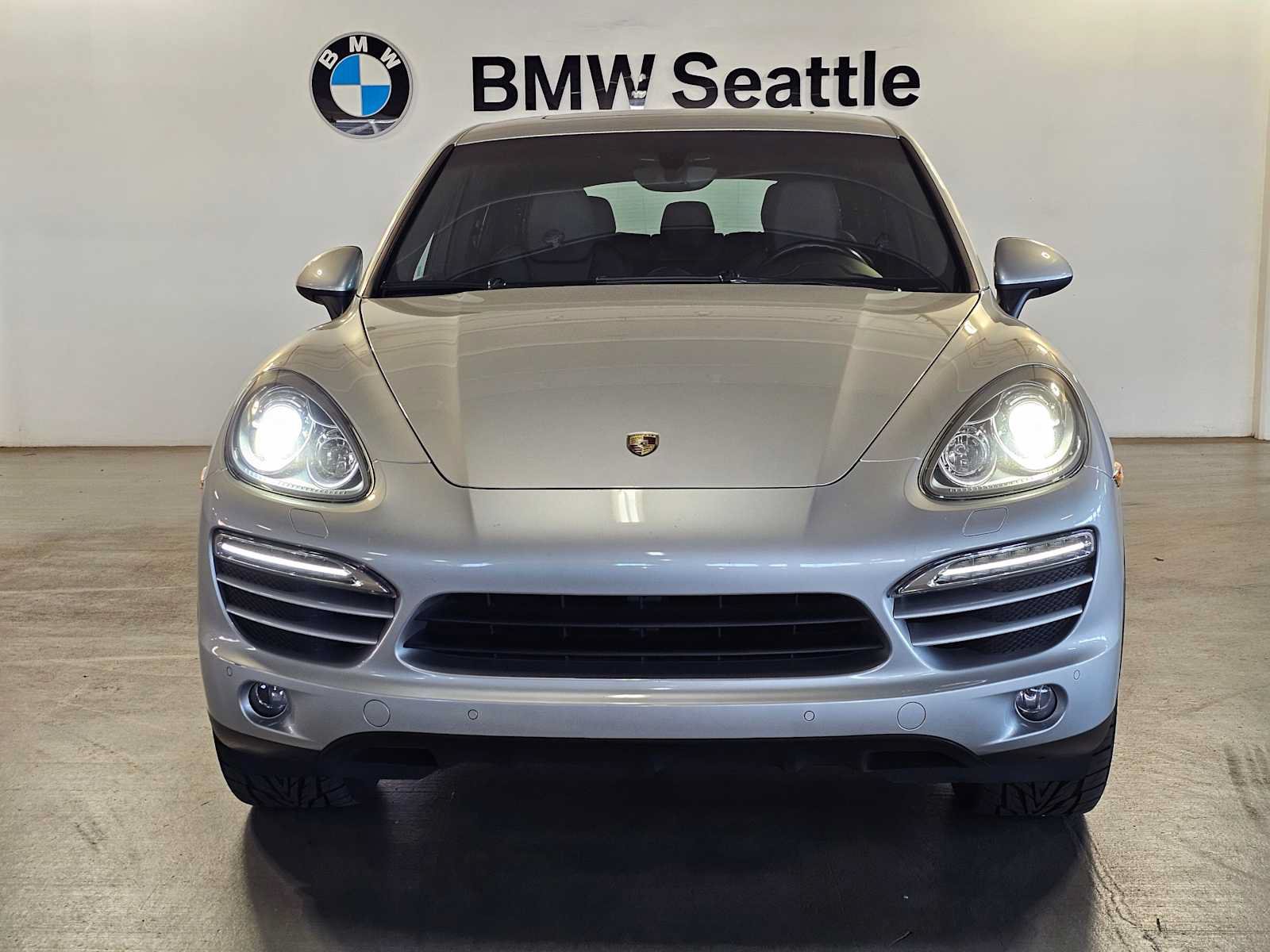 Used 2013 Porsche Cayenne AWD/4WD image 6