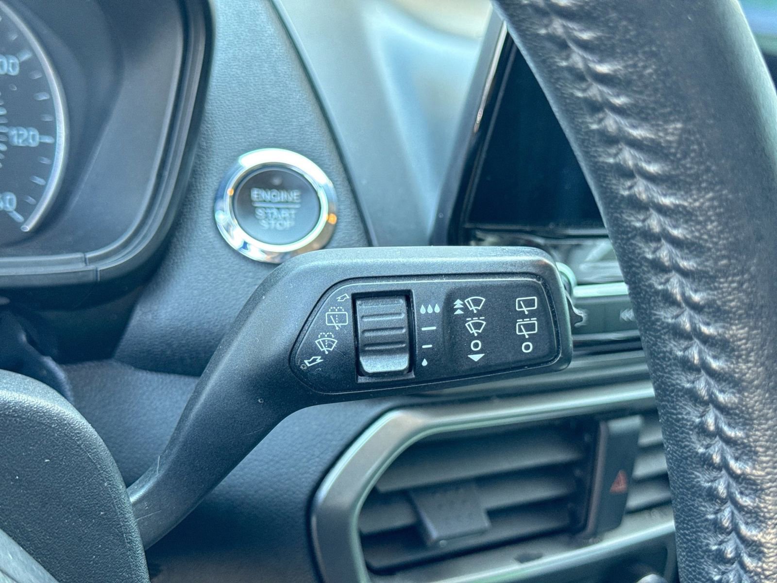 Used 2020 Ford EcoSport SE AWD/4WD image 28