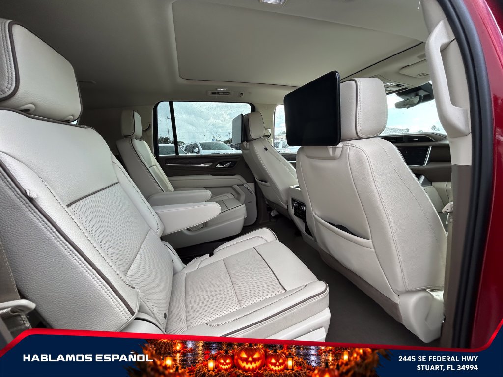 Used 2024 GMC Yukon XL Denali w/ Denali Reserve Package AWD/4WD image 19