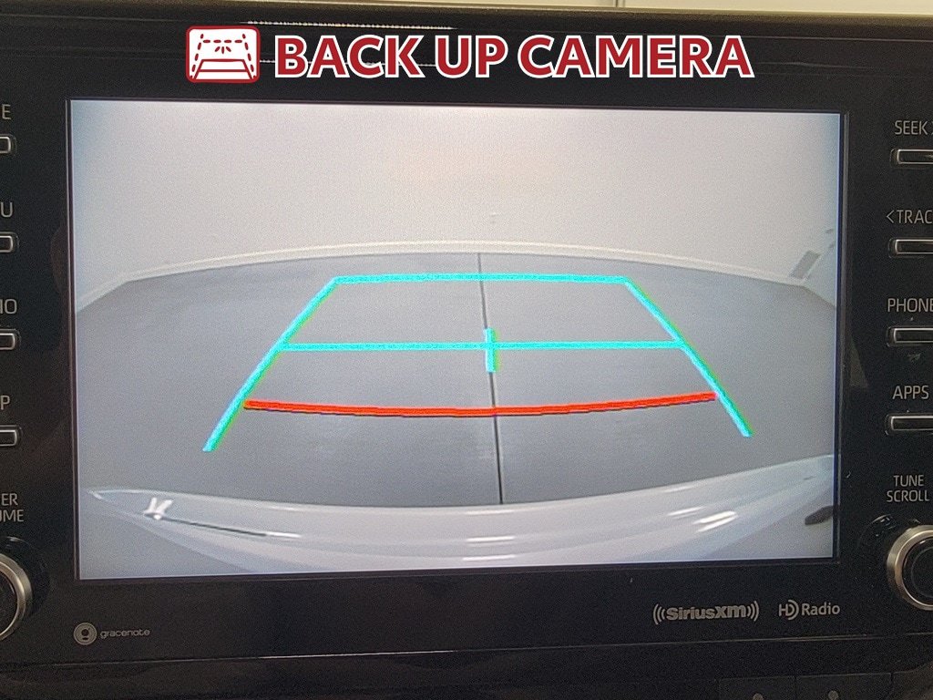 Used 2022 Toyota Highlander XLE AWD/4WD image 23