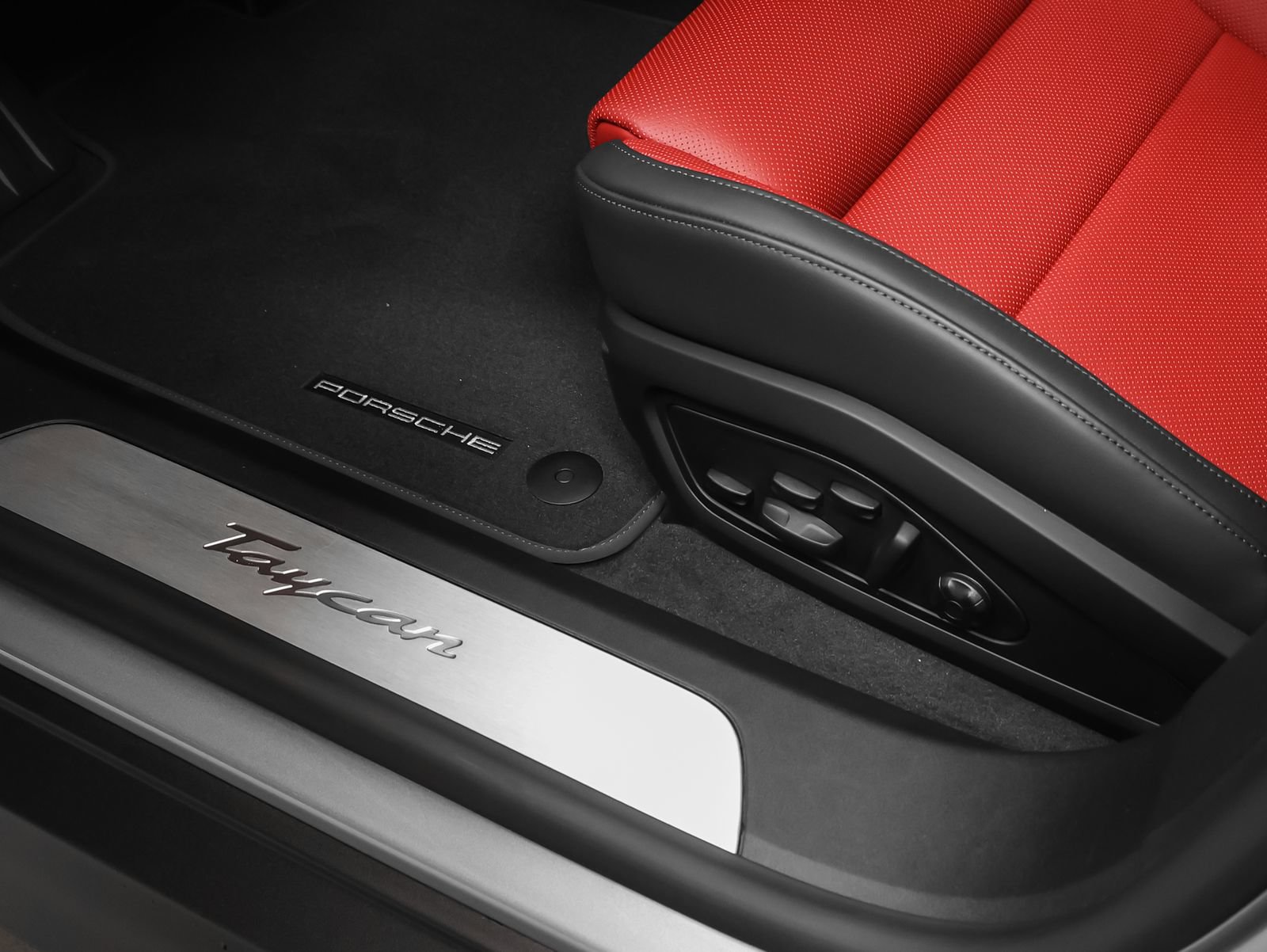 New 2026 Porsche Taycan RWD image 28
