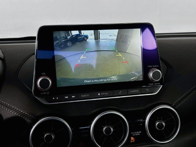Used 2024 Nissan Sentra SV FWD image 15