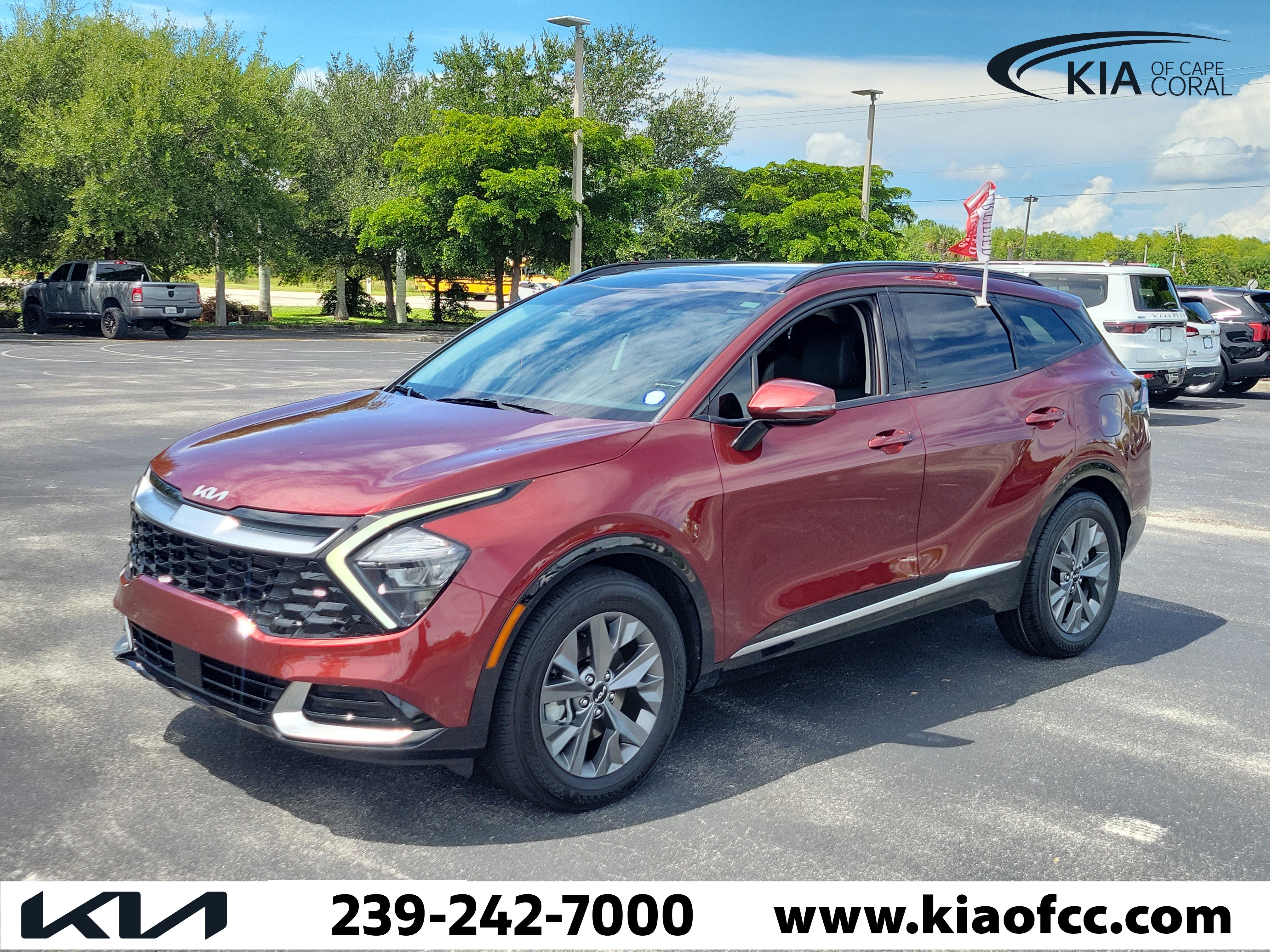 Certified 2023 Kia Sportage SX FWD image 3