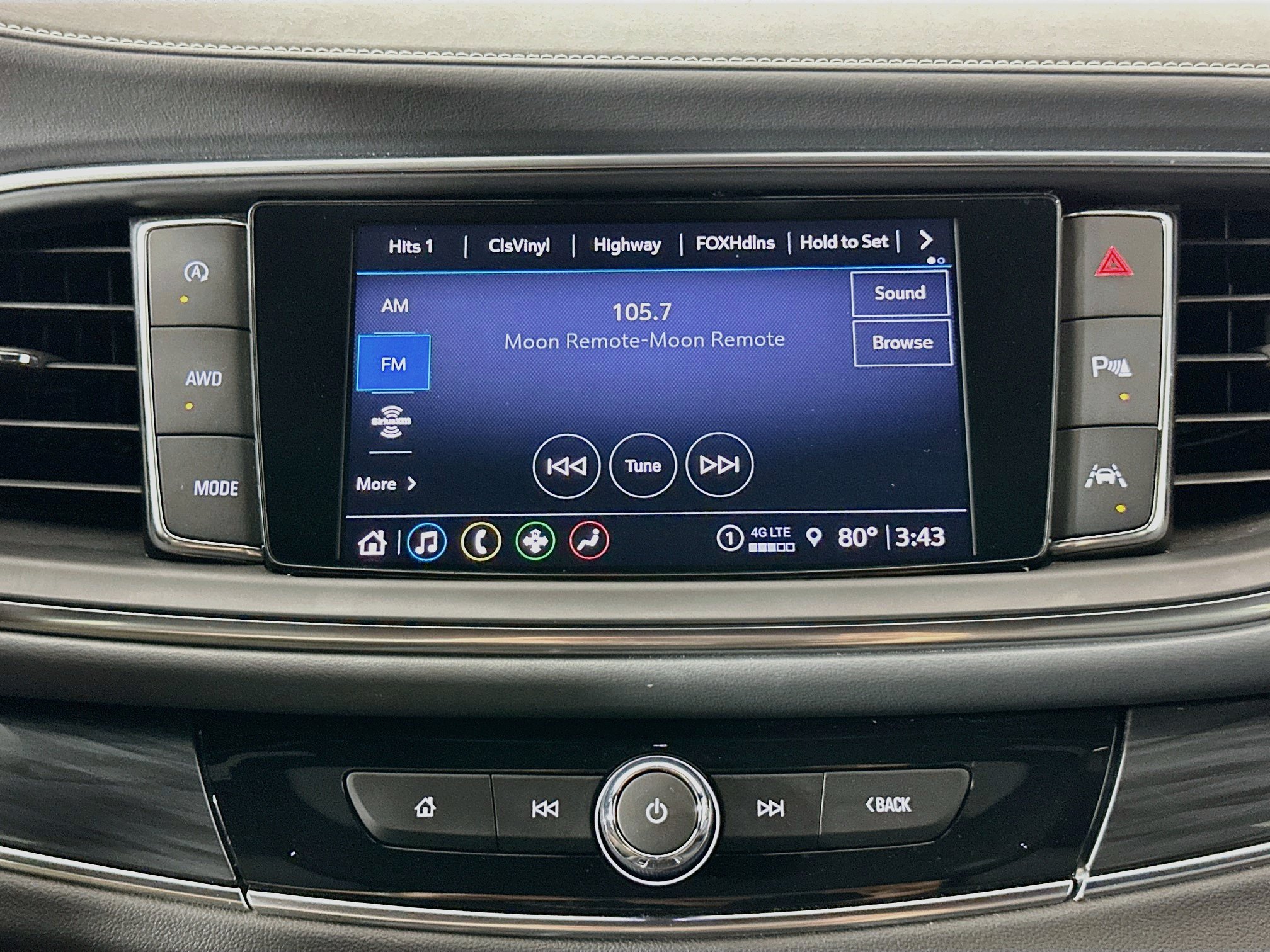 Used 2023 Buick Enclave Essence w/ Experience Buick Package AWD/4WD image 21