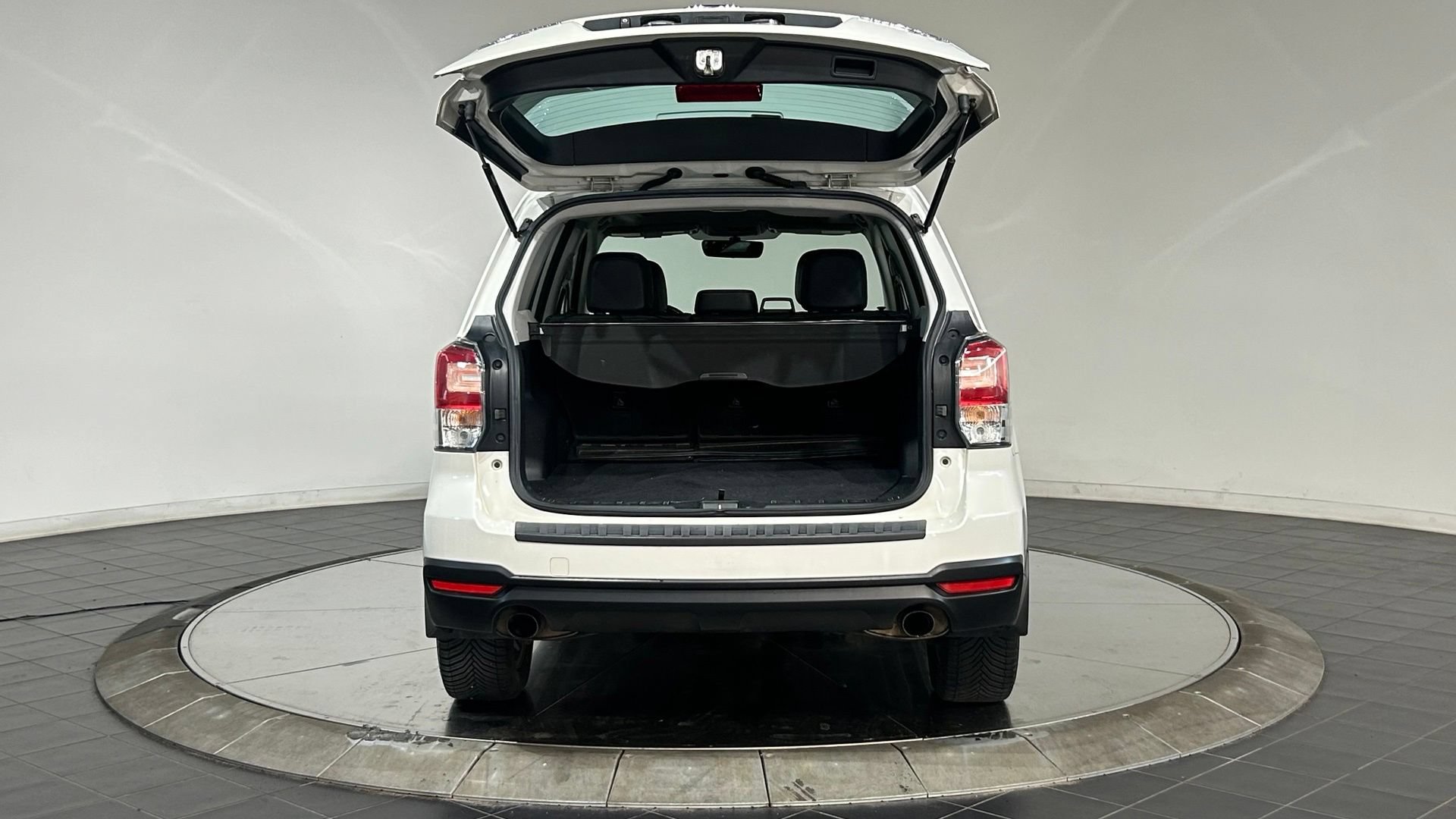 Used 2018 Subaru Forester 2.0XT Premium w/ Protection Package #1 AWD/4WD image 26