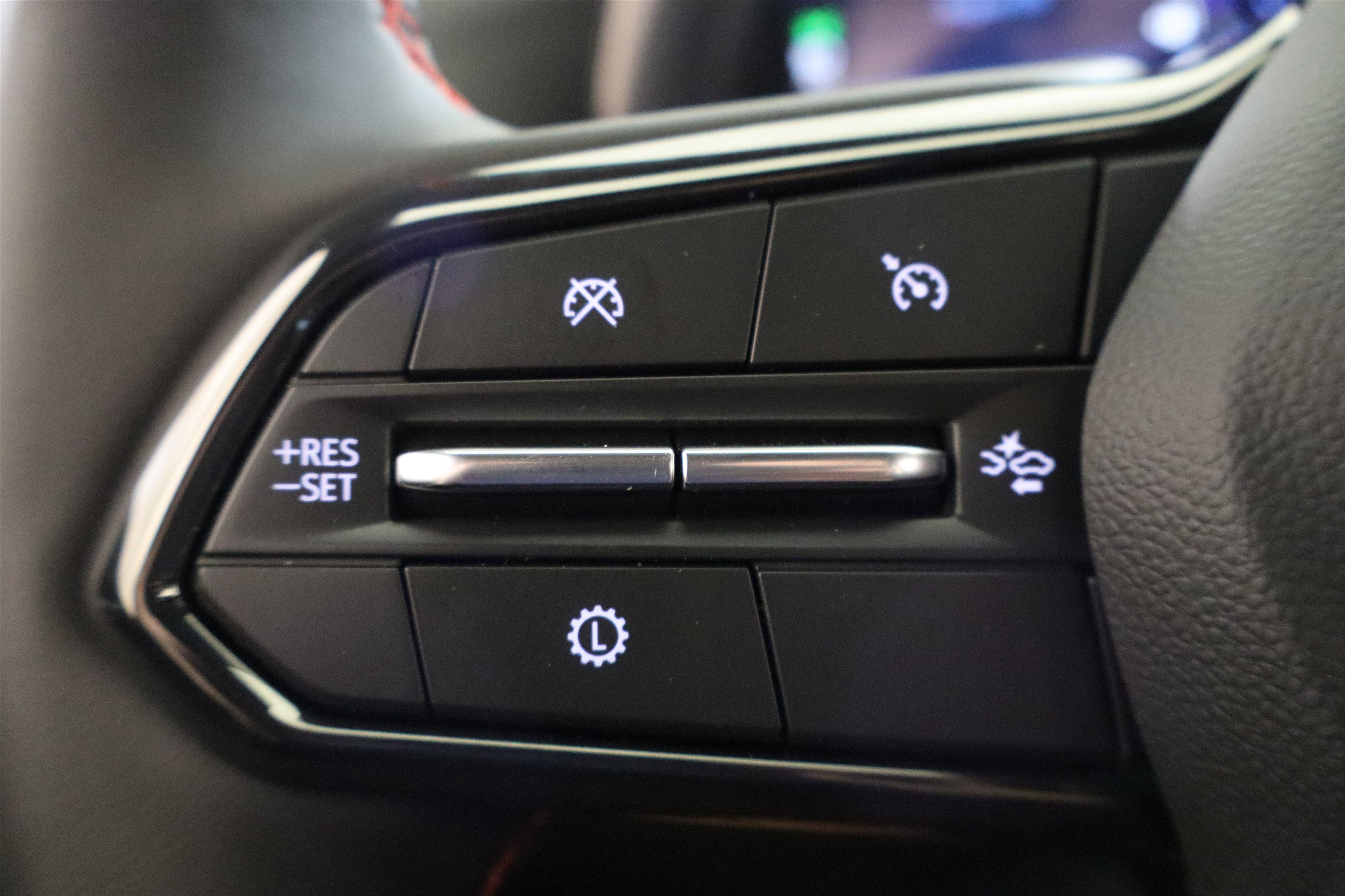 New 2026 Chevrolet Equinox RS w/ Convenience Package III image 28