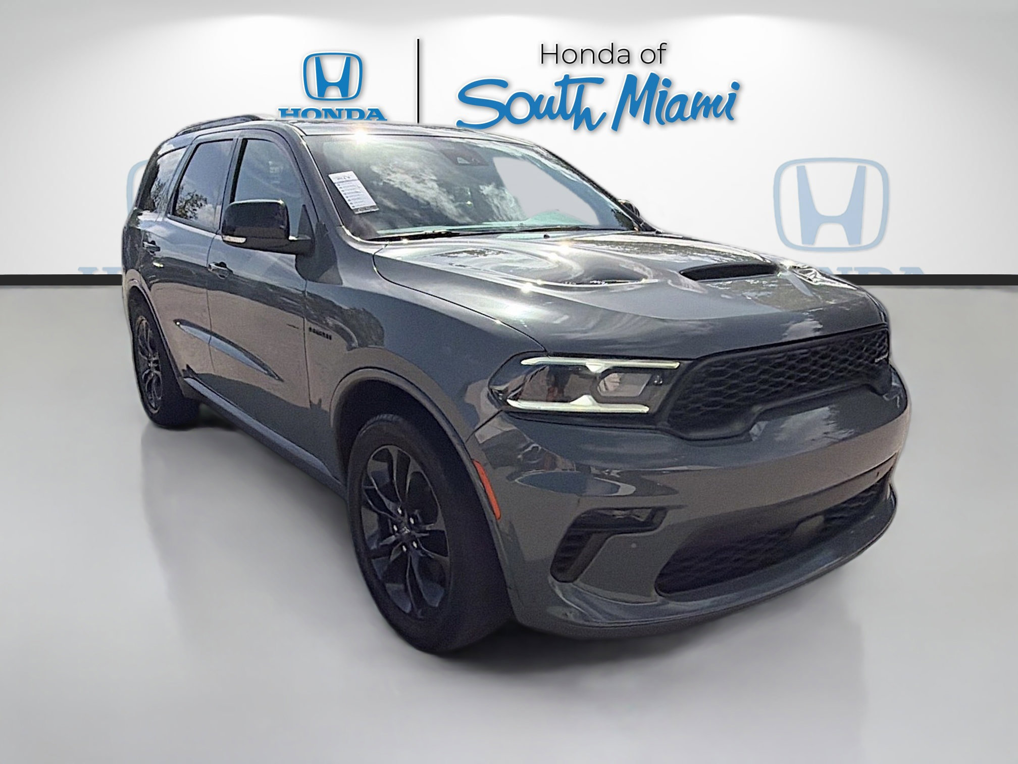 Used 2023 Dodge Durango R/T RWD image 1