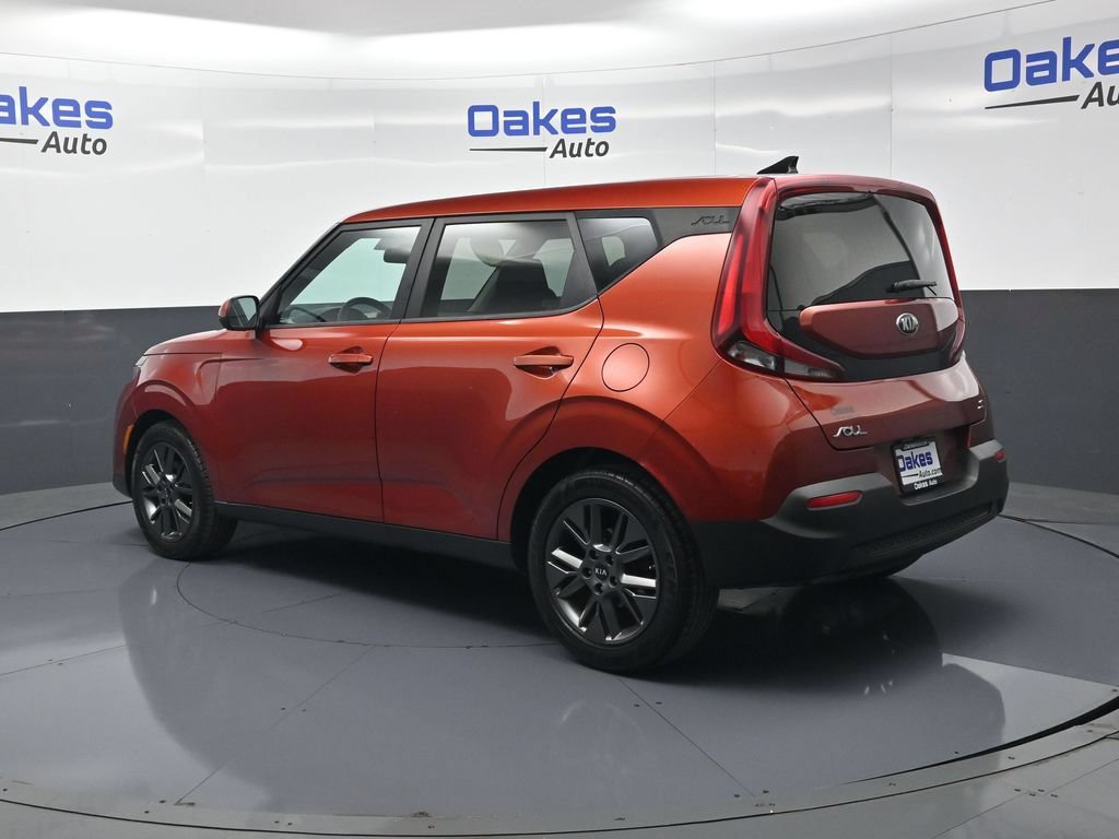 Certified 2021 Kia Soul S FWD image 5