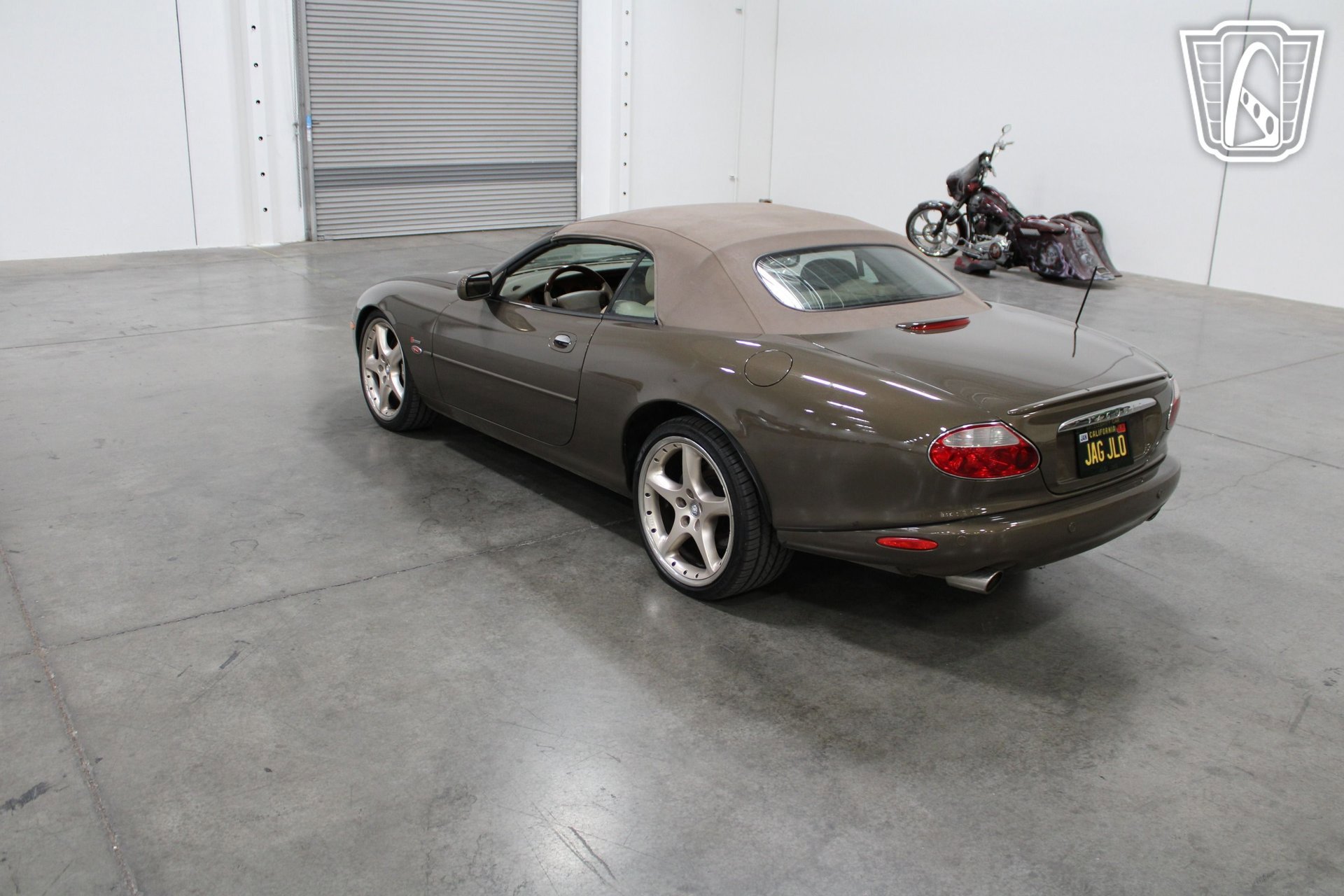 Used 2001 Jaguar XK8 Convertible RWD image 9