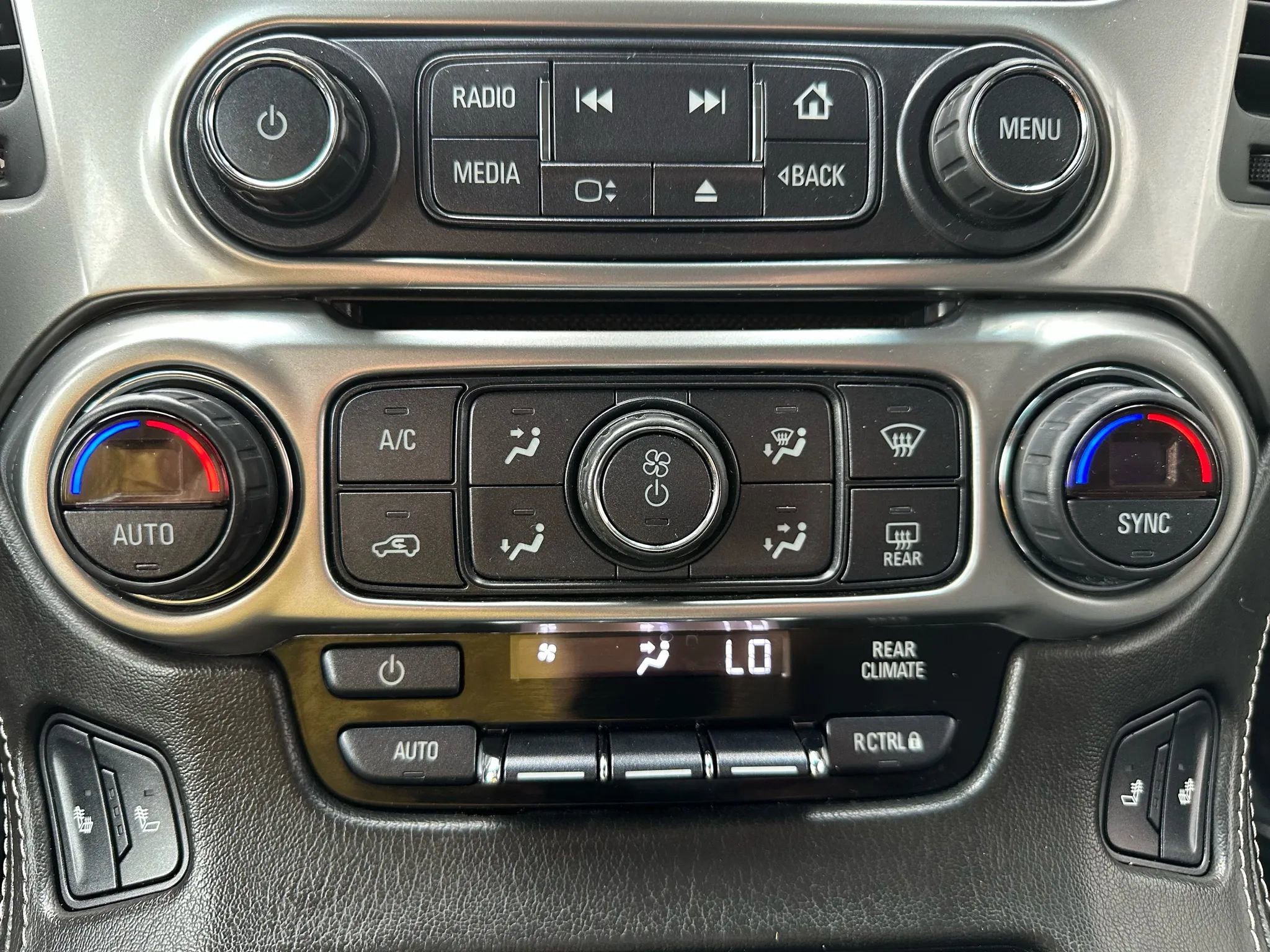 Used 2019 Chevrolet Tahoe LT image 25