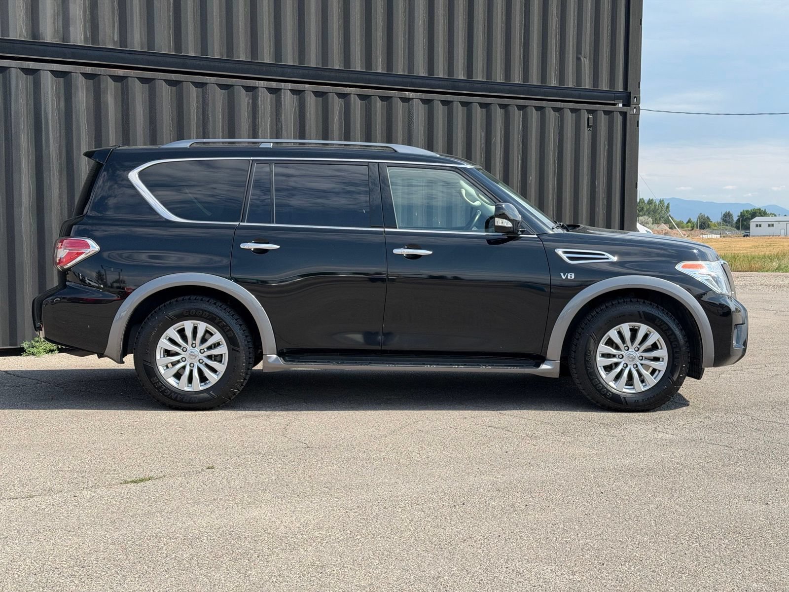 Used 2019 Nissan Armada SV w/ Driver Package AWD/4WD image 6
