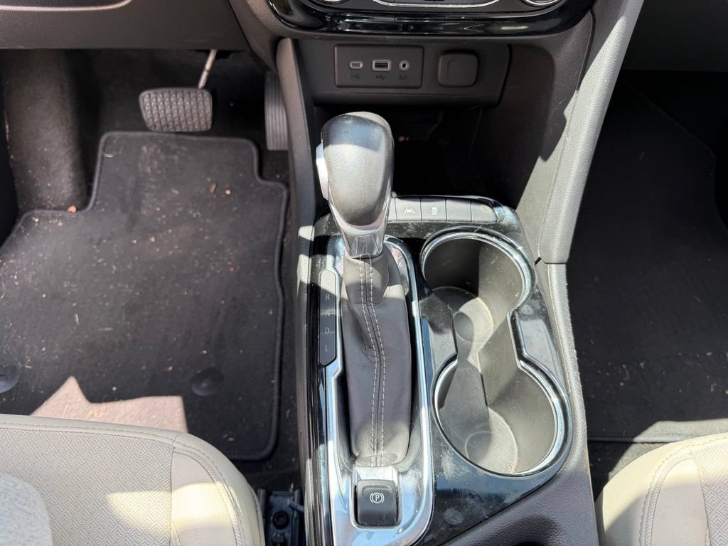 Used 2022 Buick Encore GX Select FWD image 29
