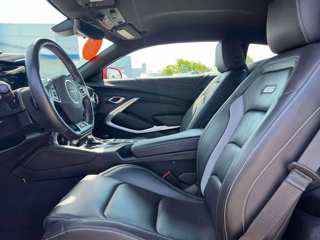 Used 2024 Chevrolet Camaro SS RWD image 11