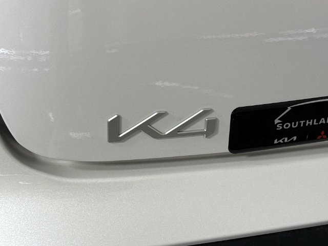New 2026 Kia K4 FWD image 25