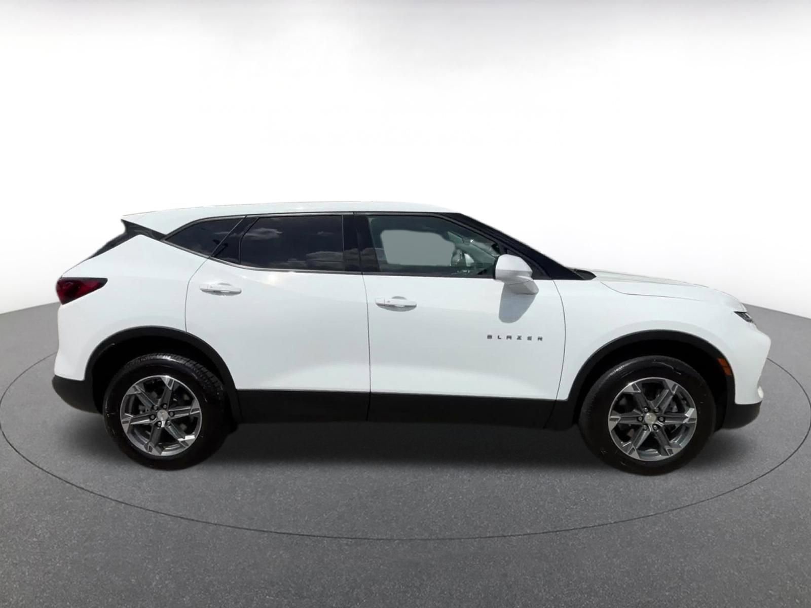 Used 2024 Chevrolet Blazer LT image 16
