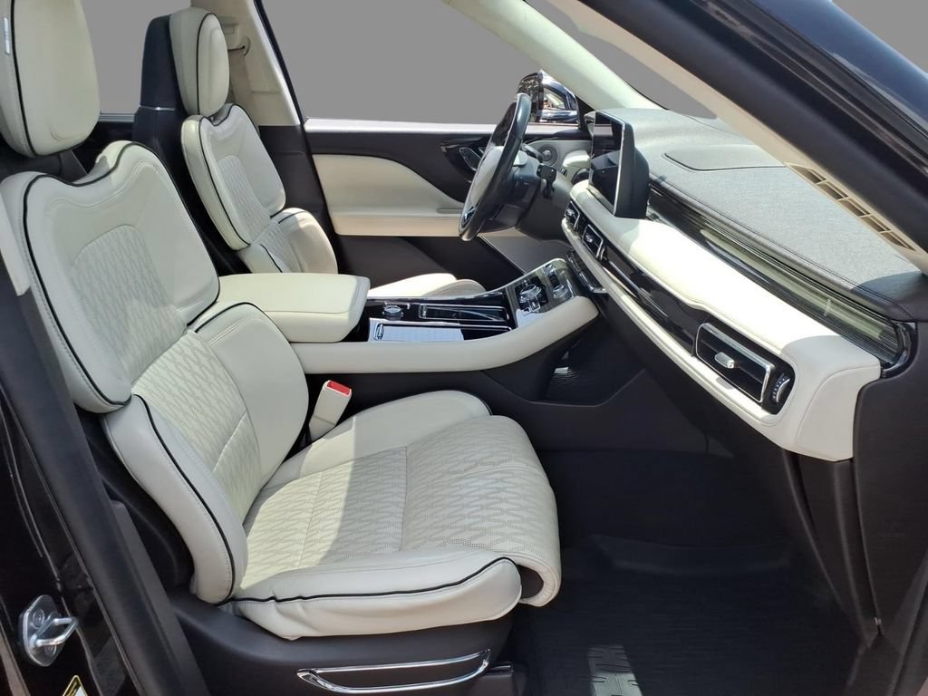 Used 2020 Lincoln Aviator Black Label w/ Dynamic Handling Package AWD/4WD image 13