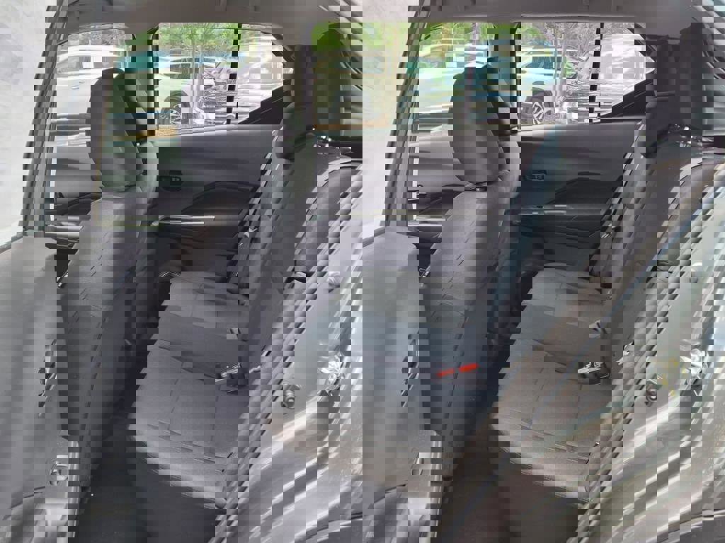 New 2025 Nissan Kicks Play S image 6