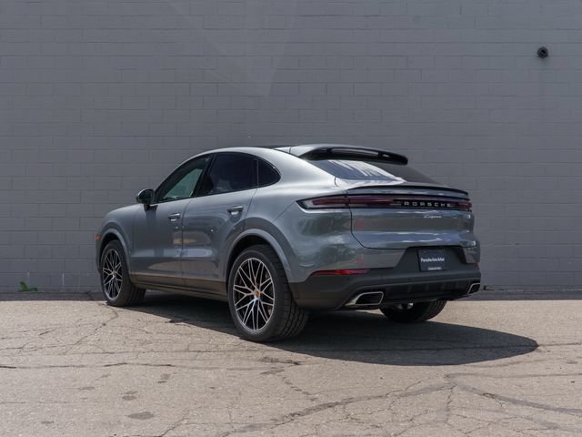 New 2026 Porsche Cayenne Coupe AWD/4WD image 3