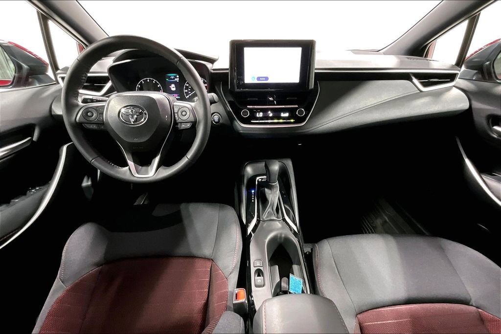 Used 2025 Toyota Corolla SE image 17