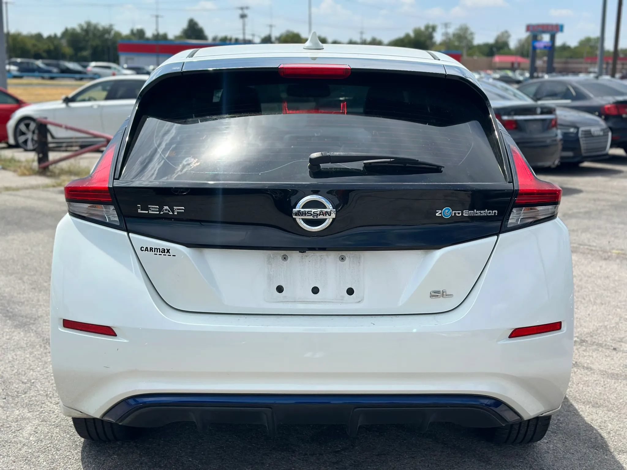 Used 2018 Nissan Leaf SL w/ SL Technology Package FWD image 7