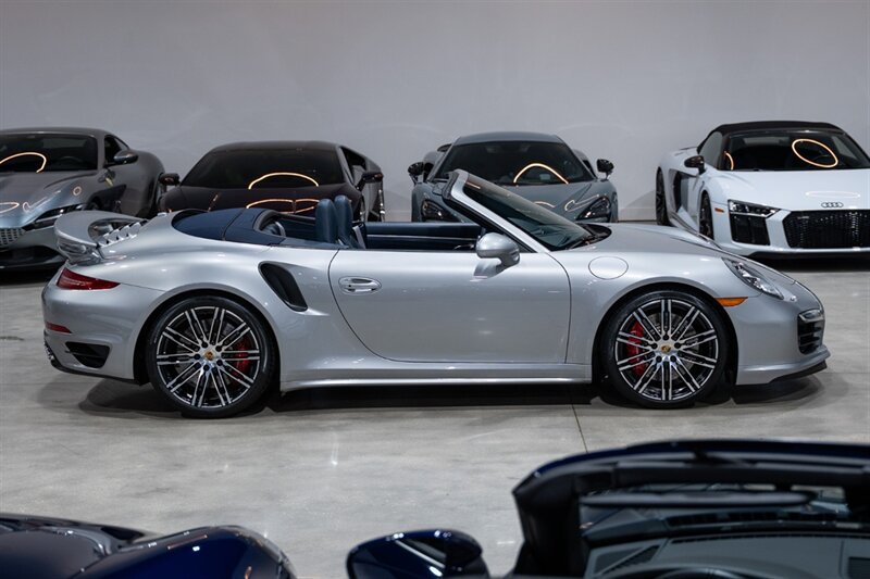 Used 2015 Porsche 911 Turbo w/ Sport Chrono Package AWD/4WD image 8