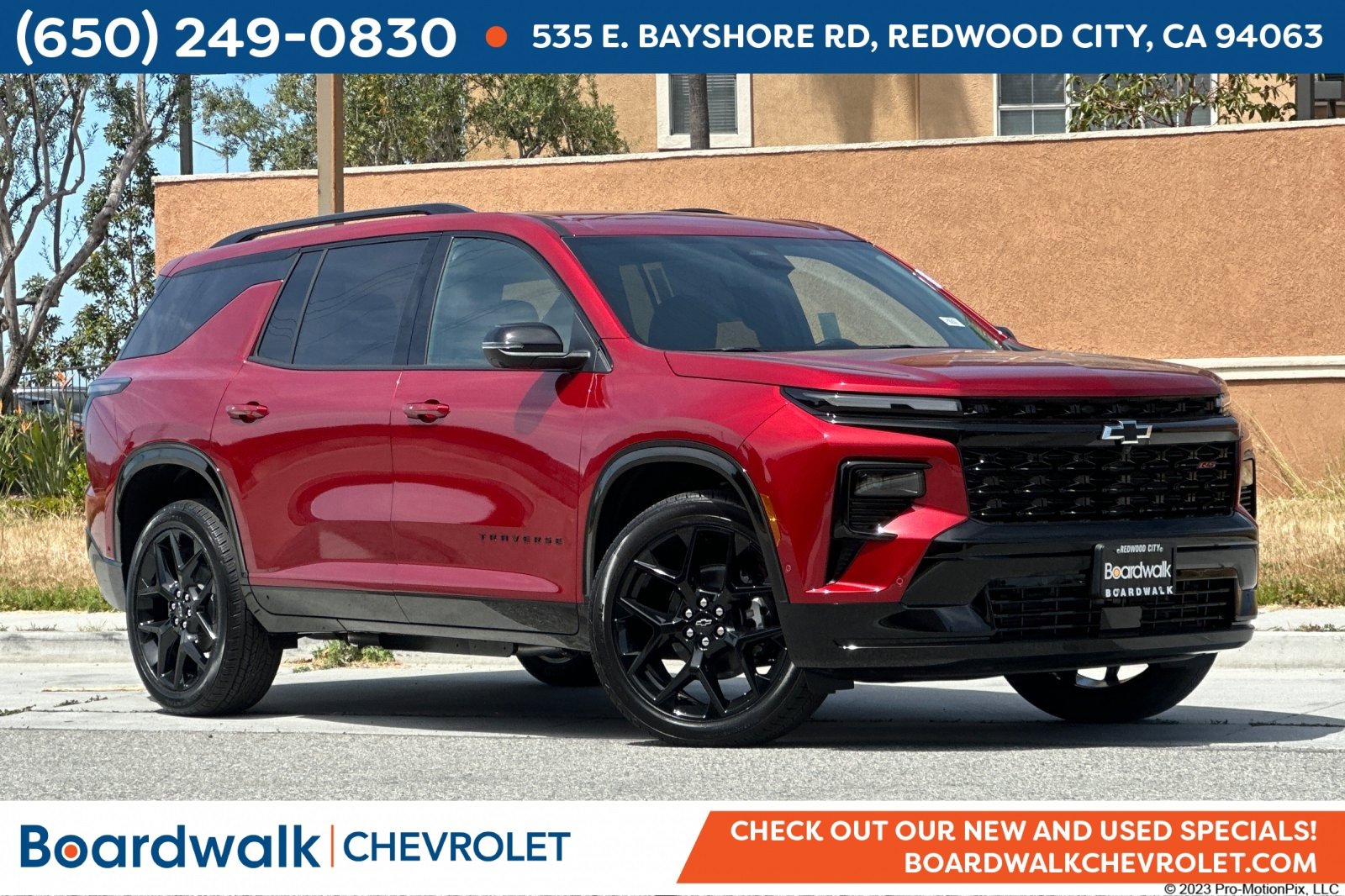 New 2025 Chevrolet Traverse RS w/ LPO, Floor Liner Package image 1