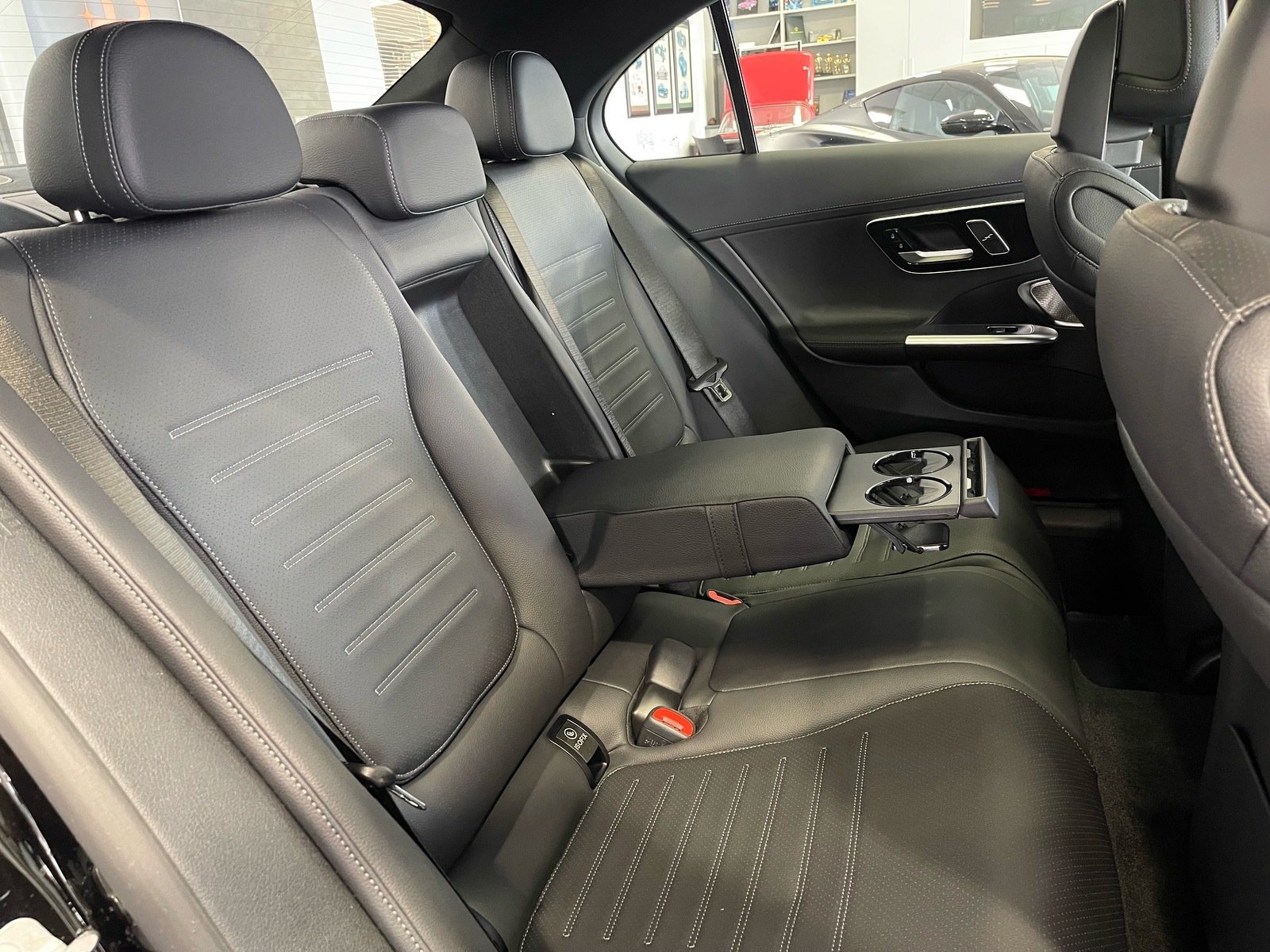 Used 2024 Mercedes-Benz C 300 Sedan w/ AMG Line w/ Night Package image 46