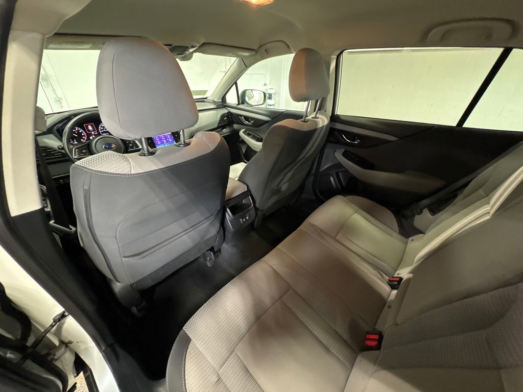 Used 2020 Subaru Outback Premium image 29