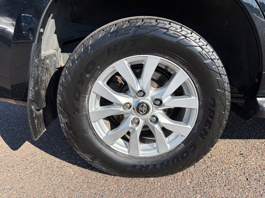 Certified 2016 Toyota Land Cruiser AWD/4WD image 12